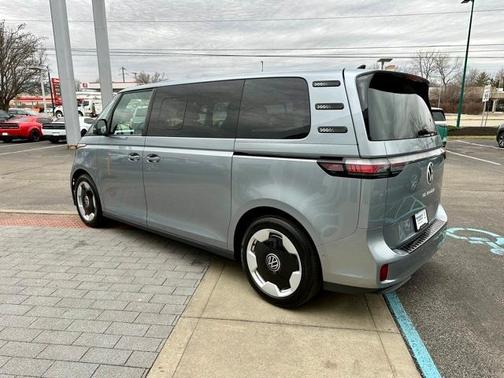 2025 Volkswagen ID. Buzz Pro S