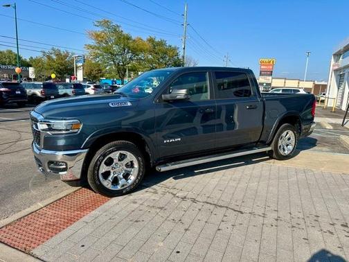 2025 RAM 1500 Big Horn/Lone Star