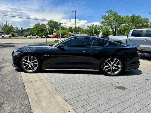 2017 Ford Mustang GT Premium