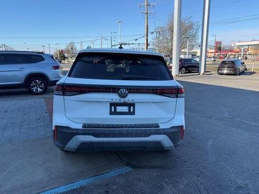 2025 Volkswagen Tiguan 2.0T S