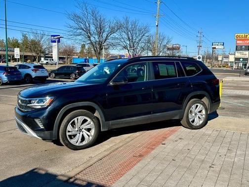 2023 Volkswagen Atlas 3.6L SE w/Technology