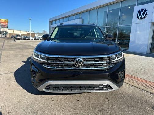 2023 Volkswagen Atlas 3.6L SE w/Technology
