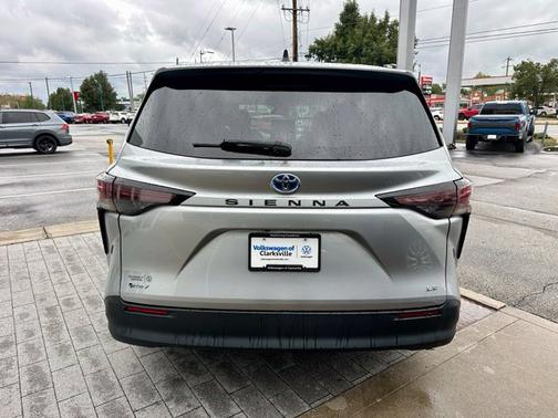 Celestial Silver Metallic 2025 Toyota Sienna LE