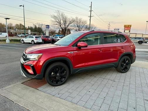 2022 Volkswagen Taos 1.5T SE