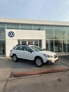 2019 Subaru Outback 2.5i