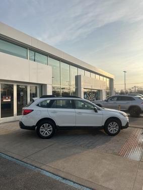 2019 Subaru Outback 2.5i