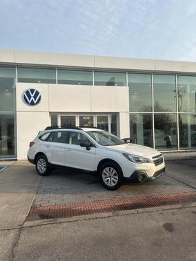 2019 Subaru Outback 2.5i