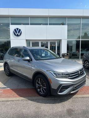 Pyrite Silver Metallic 2022 Volkswagen Tiguan 2.0T SE