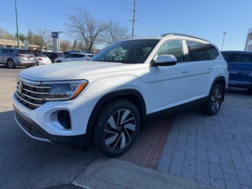 Opal White Pearl 2026 Volkswagen Atlas 2.0T SE W/TECHNOLOGY