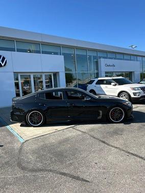 Aurora Black 2022 Kia Stinger GT1