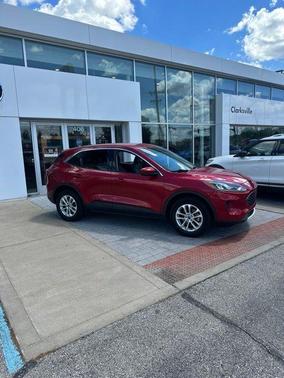 Red Metallic 2020 Ford Escape SE