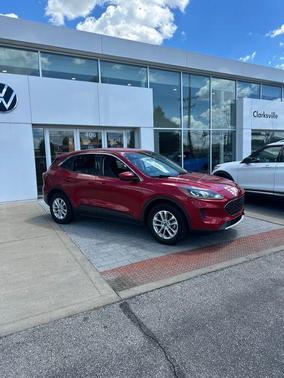 Red Metallic 2020 Ford Escape SE