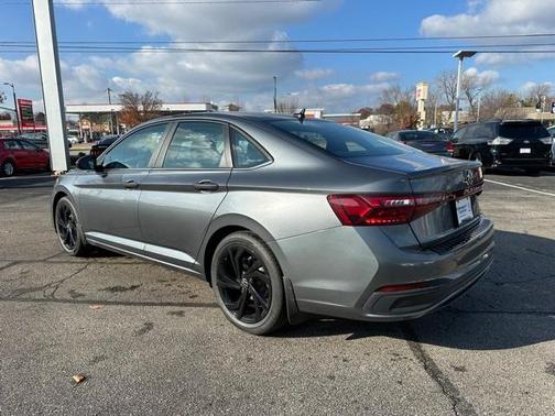 2026 Volkswagen Jetta 1.5T SE