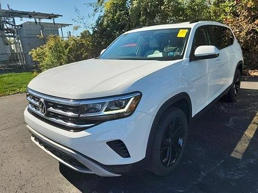 2022 Volkswagen Atlas 3.6L SE w/Technology