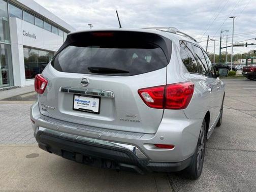 2017 Nissan Pathfinder Platinum