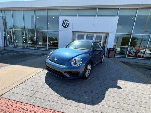 Silk Blue Metallic 2018 Volkswagen Beetle 2.0T S
