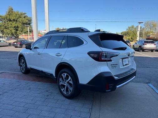 2022 Subaru Outback Touring