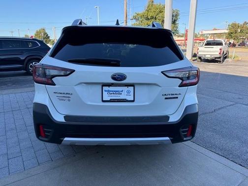2022 Subaru Outback Touring