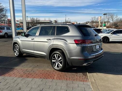 2023 Volkswagen Atlas 2.0T SE