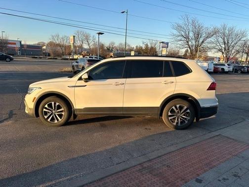 2023 Volkswagen Tiguan 2.0T S