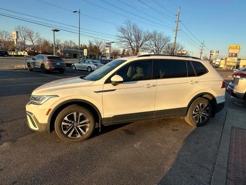 2023 Volkswagen Tiguan 2.0T S