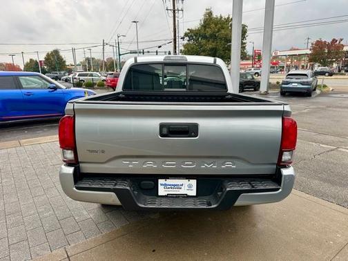 2022 Toyota Tacoma SR