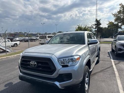 2022 Toyota Tacoma SR