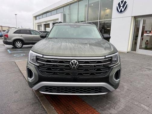 2026 Volkswagen Atlas PEAK EDITION