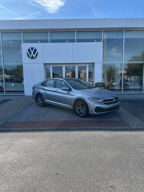2023 Volkswagen Jetta 1.5T SE