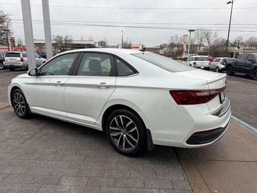 2025 Volkswagen Jetta 1.5T SE