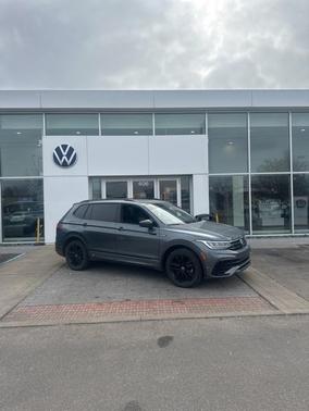 2022 Volkswagen Tiguan 2.0T SE R-Line Black