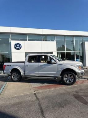 White Platinum Clearcoat Metallic 2018 Ford F-150 Lariat