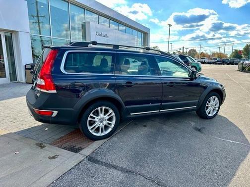 2016 Volvo XC70 T5 Platinum