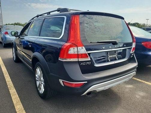 2016 Volvo XC70 T5 Platinum
