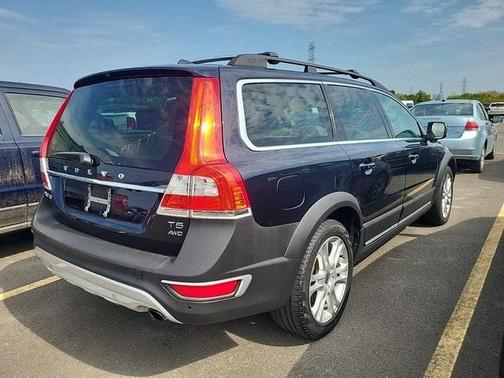 2016 Volvo XC70 T5 Platinum