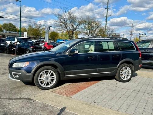 2016 Volvo XC70 T5 Platinum