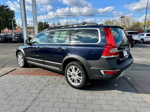 2016 Volvo XC70 T5 Platinum