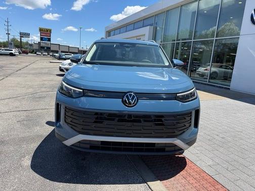 Blue 2026 Volkswagen Tiguan 2.0T SE