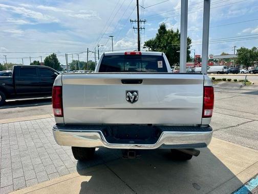 Bright Silver Clearcoat Metallic 2018 RAM 2500 Big Horn