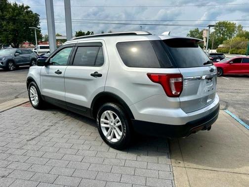 2016 Ford Explorer Base