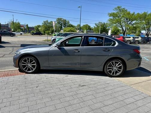 2019 BMW 330 330i
