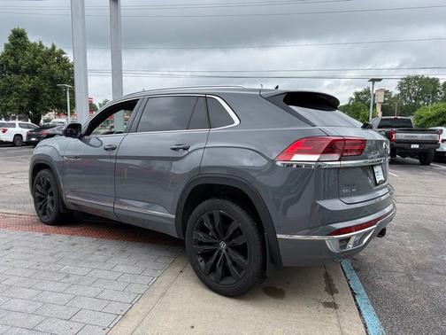 Gray 2023 Volkswagen Atlas Cross Sport 3.6L V6 SEL Premium R-Line