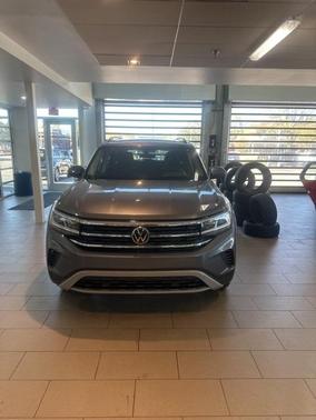 2022 Volkswagen Atlas 2.0T SE w/Technology