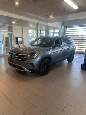 2022 Volkswagen Atlas 2.0T SE w/Technology