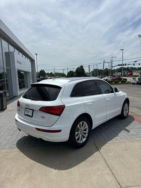 Ibis White 2013 Audi Q5 2.0T Premium Plus
