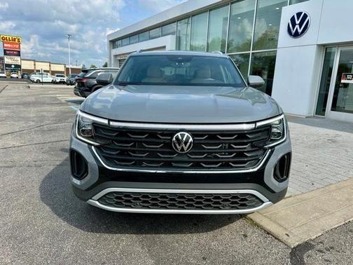 2025 Volkswagen Atlas Cross Sport 2.0T SE w/Technology
