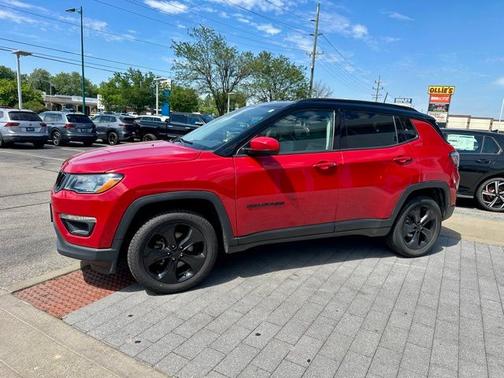 Red Line 2019 Jeep Compass Latitude