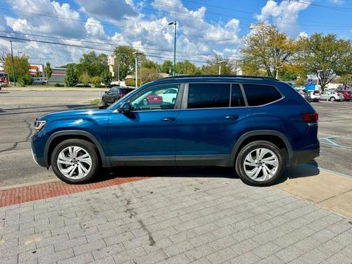 2022 Volkswagen Atlas 3.6L SE w/Technology