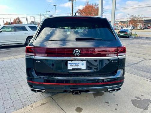 2026 Volkswagen Atlas 2.0T SEL Premium R-Line