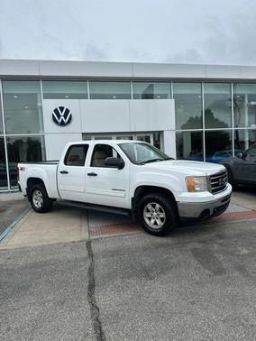Summit White 2013 GMC Sierra 1500 SLE